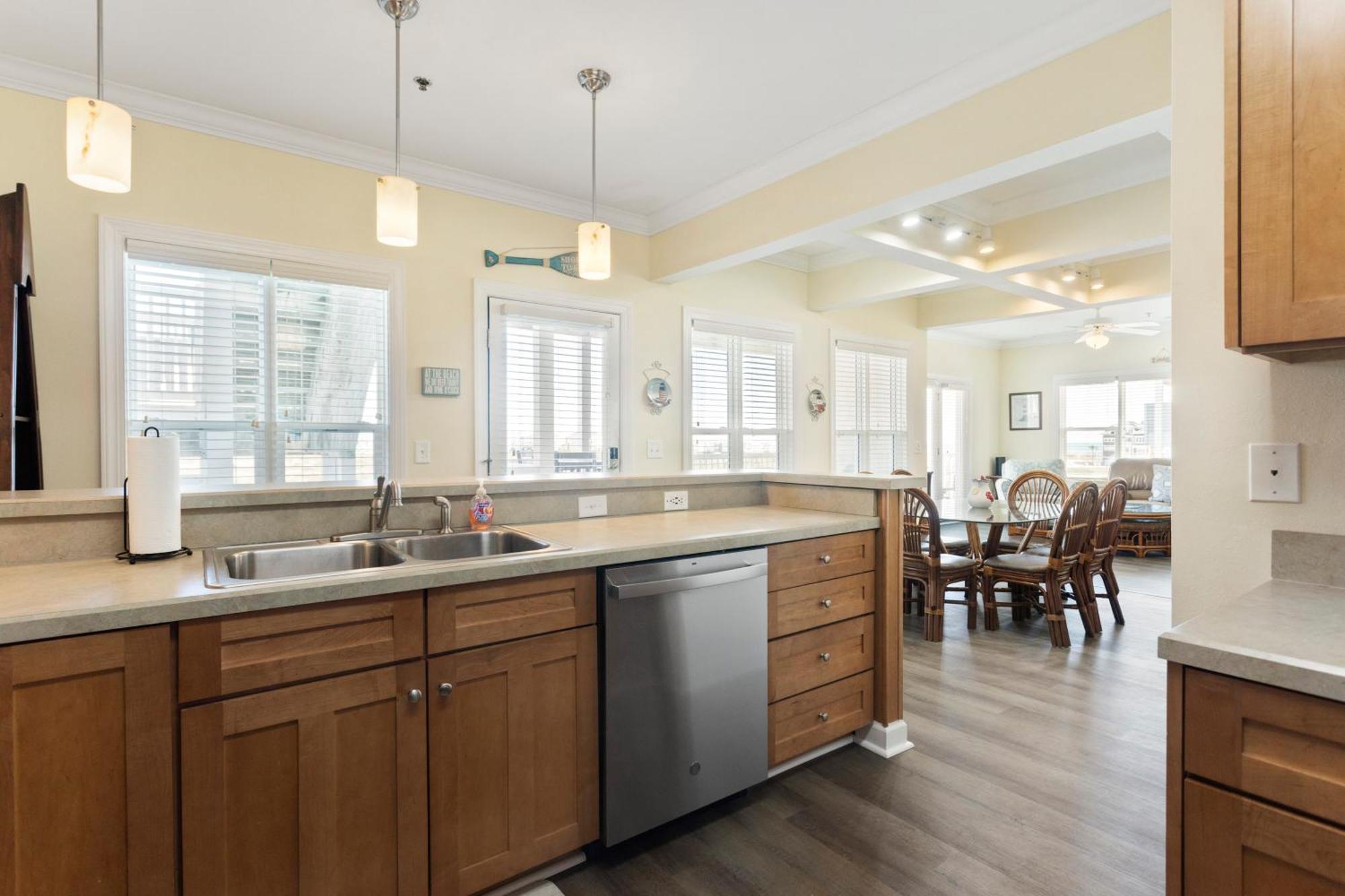 Oceanview 4Br/4Ba Condo, Steps To Beach/Pool Ocean Isle Beach Luaran gambar