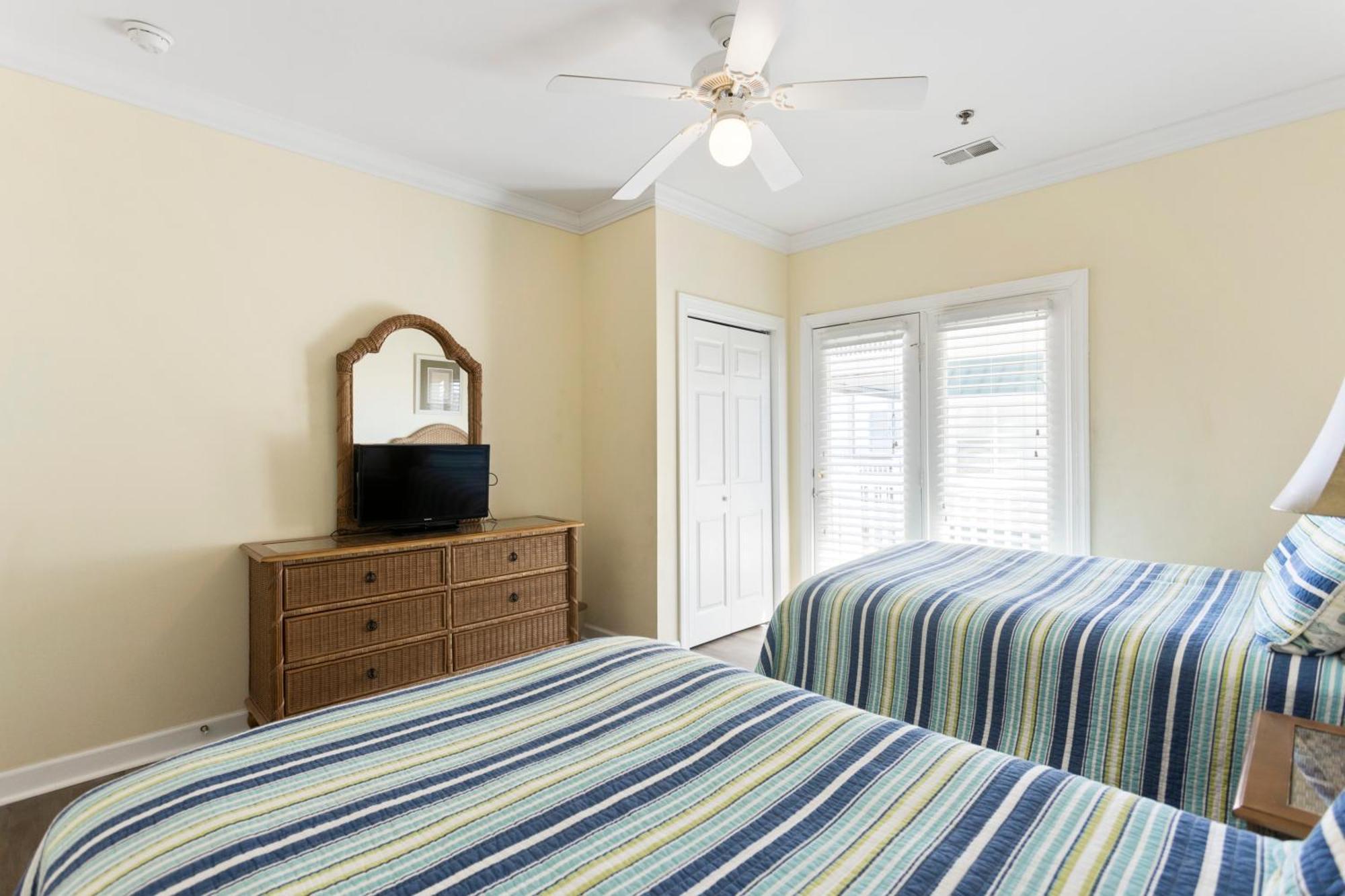 Oceanview 4Br/4Ba Condo, Steps To Beach/Pool Ocean Isle Beach Luaran gambar